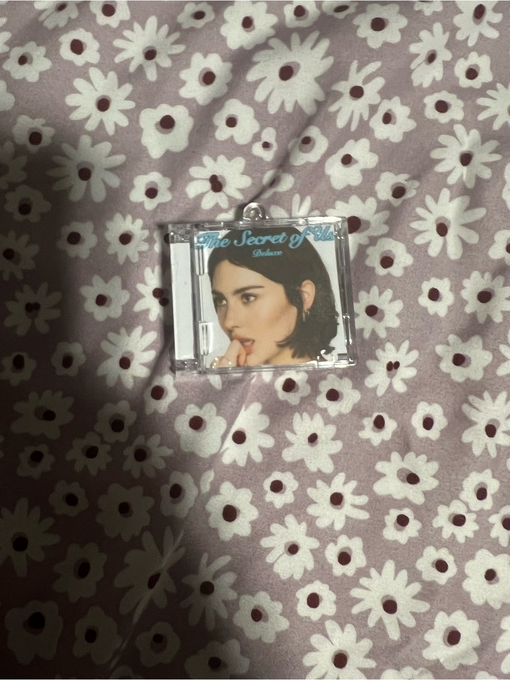 Gracie Abrams - The Secret of Us Deluxe - Handmade Mini Album Keychain🩵